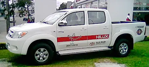 Adesivação de veículo executada pela LYNX Curitiba