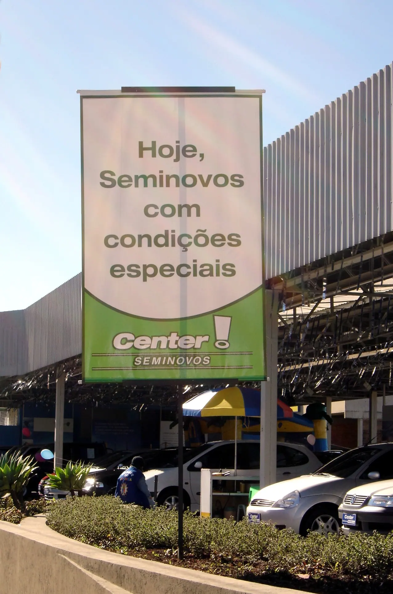 Placa de sinalização produzida pela LYNX Curitiba