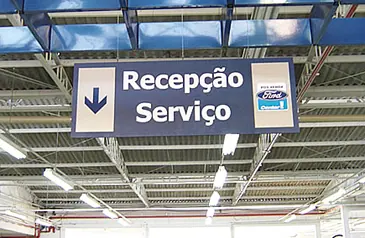 Placa de sinalização produzida pela LYNX Curitiba