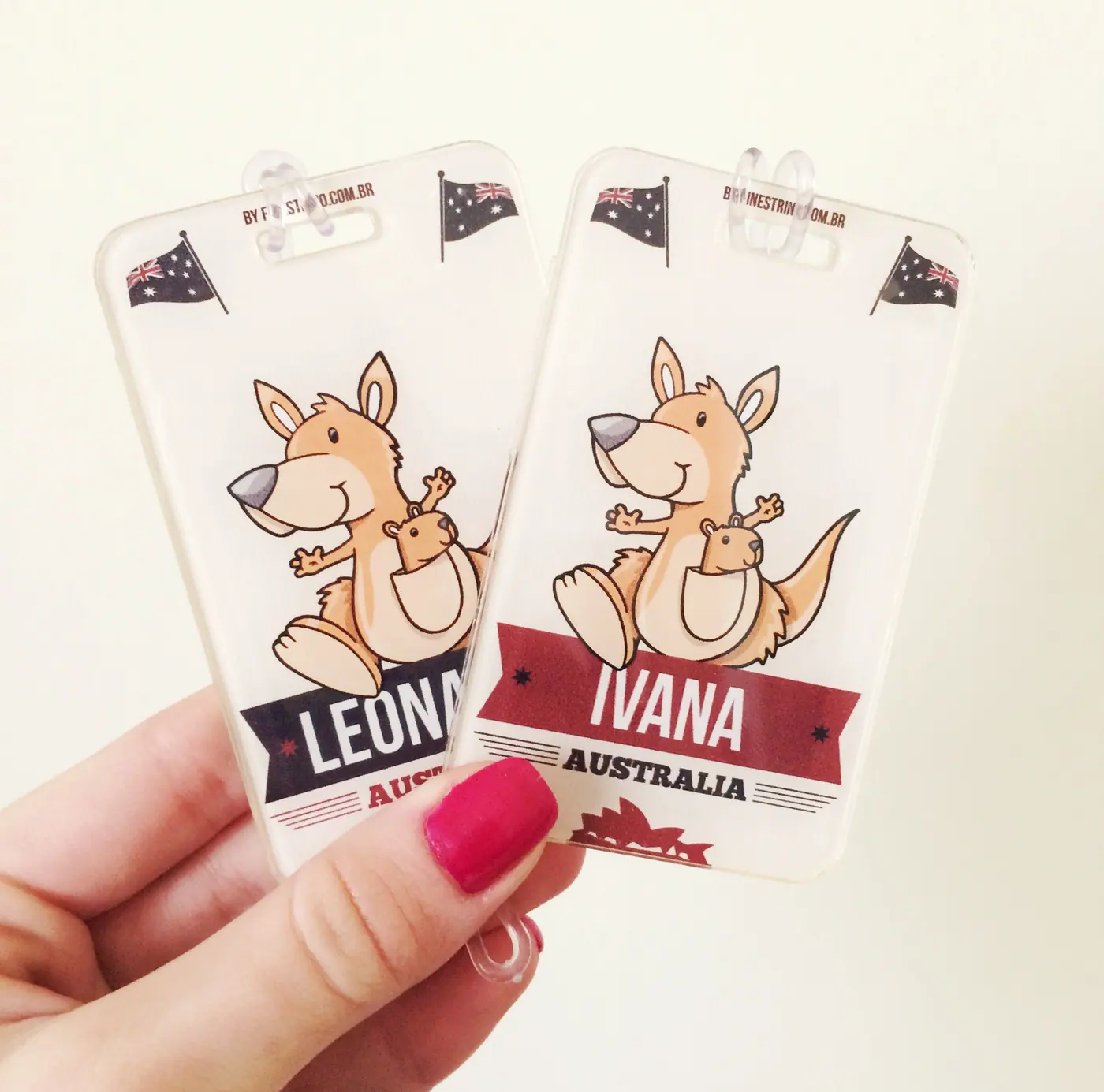 Tag de mala em acrílico produzida pela LYNX Curitiba